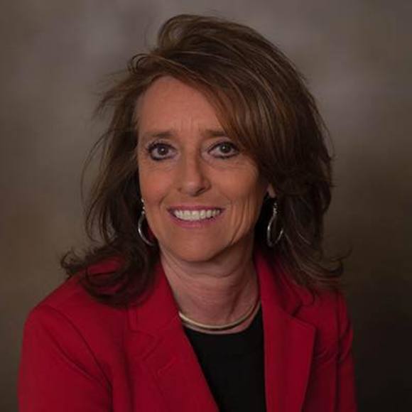 Meet your Posher, Lisa - Picture 1 of 1